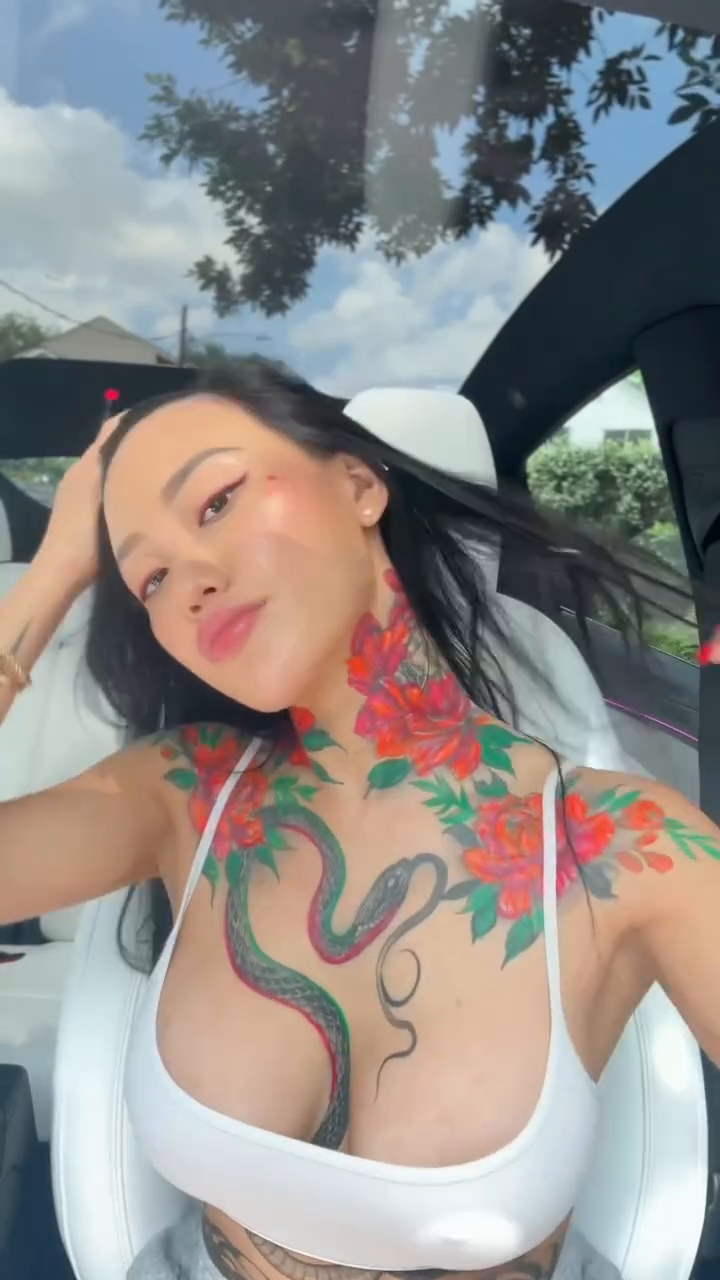 Tattoo by @jennal_wang — japanese_irezumi, neo_traditional