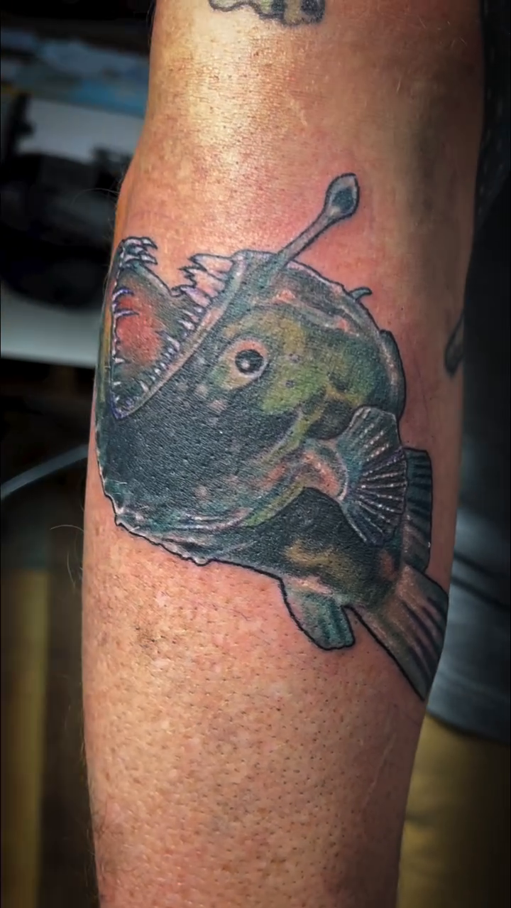 Tattoo by @melissathompsonart — realism, dark_realism
