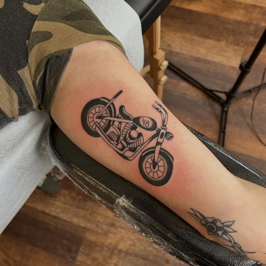 Tattoo by @moosetattooer β american_traditional