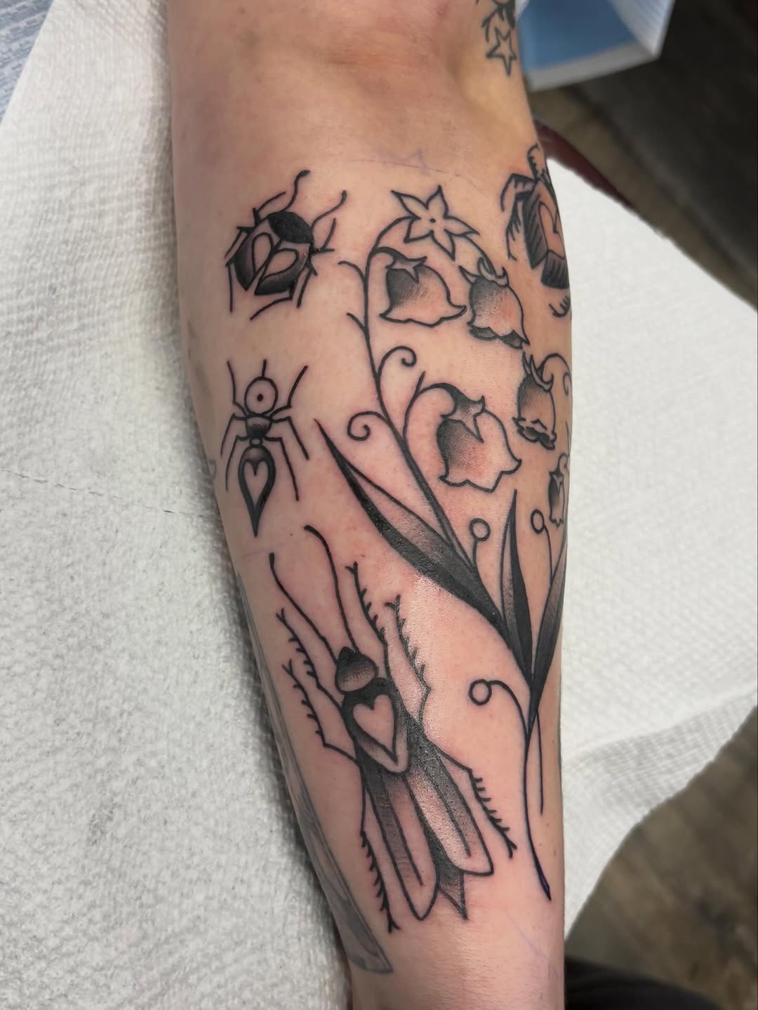 Tattoo by @crab_tatts โ black_and_grey