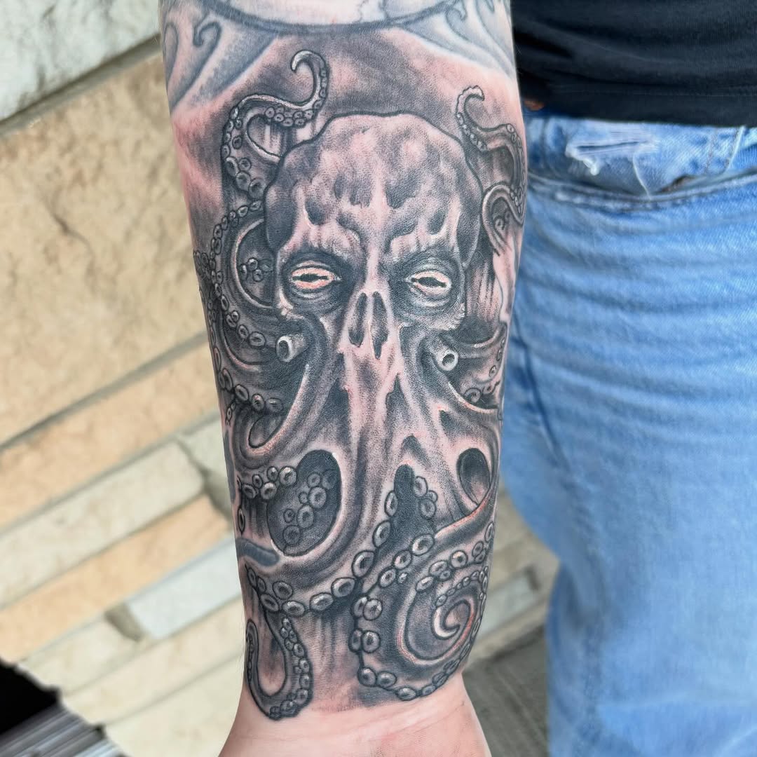 Tattoo by @stefanhagartattooer — black_and_grey, realism