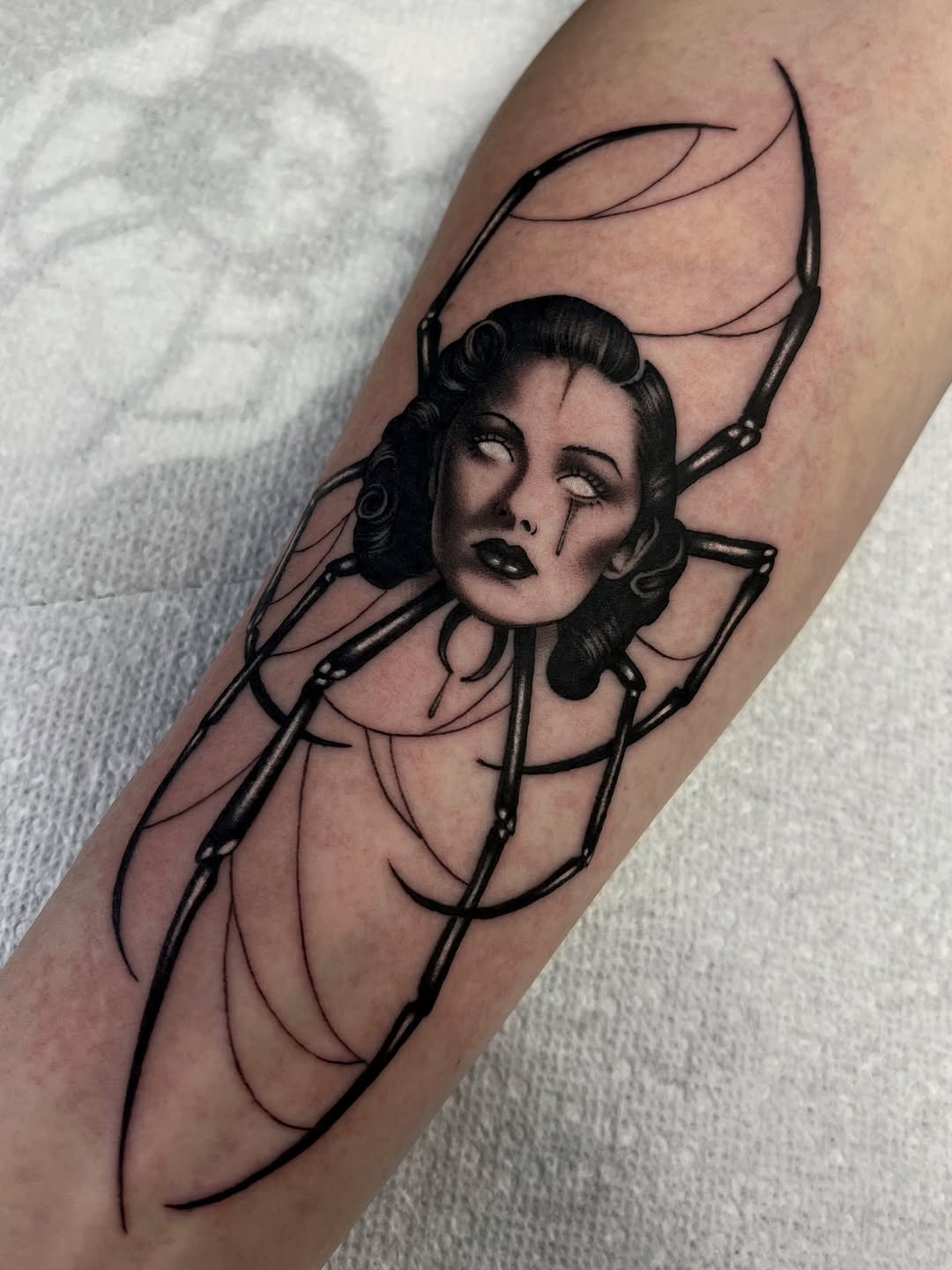 Tattoo by @tattoosbyilona — black_and_grey