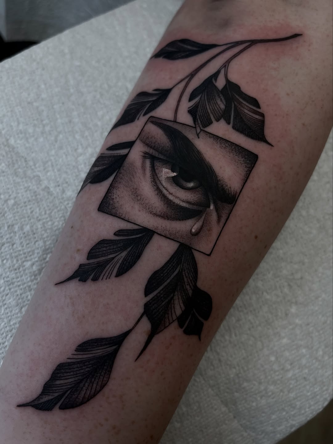 Tattoo by @tattoosbyilona — black_and_grey
