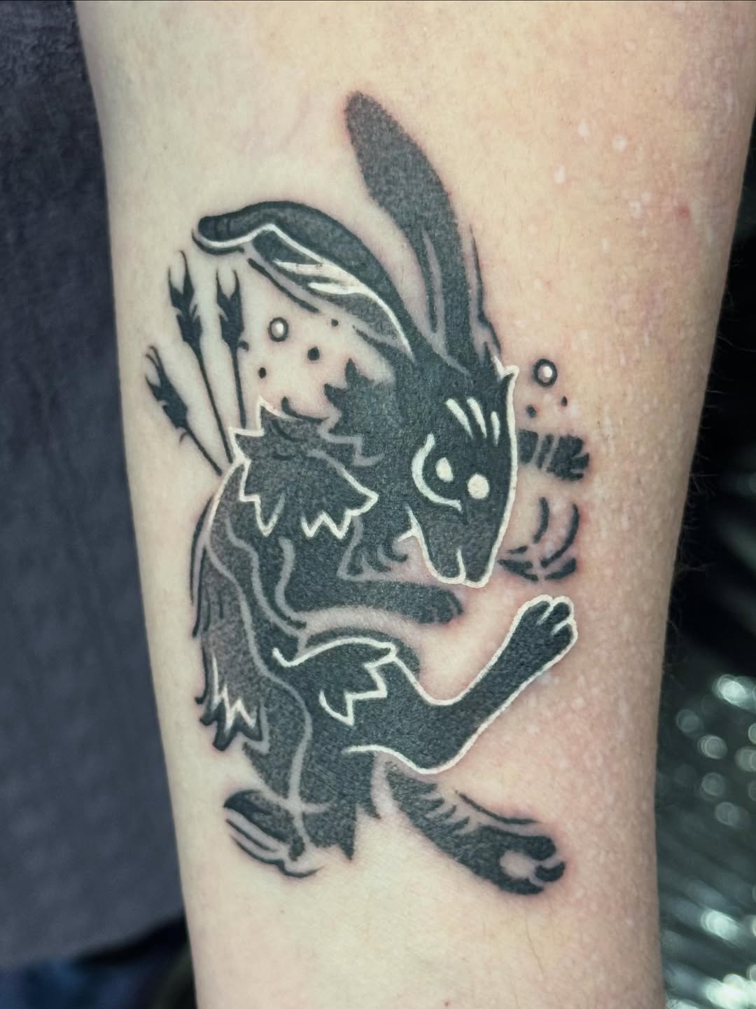 Tattoo by @l0ufio — blackwork