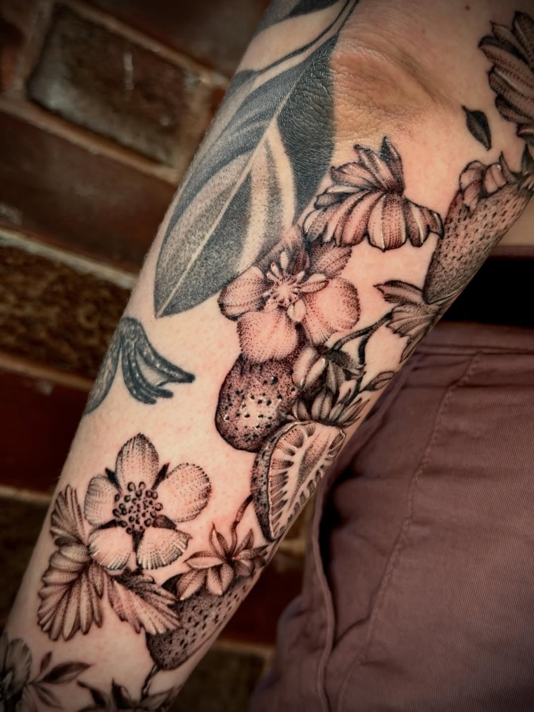 Tattoo by @giokay — dotwork