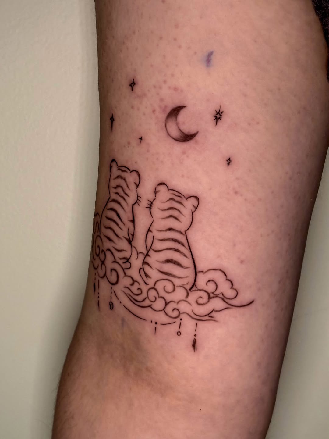 Tattoo by @seo.does.art — illustrative, fine_line