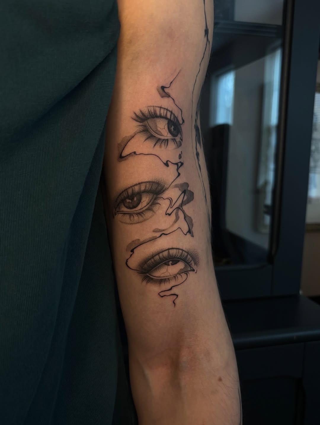 Tattoo by @tattoosbymeach — fine_line, black_and_grey