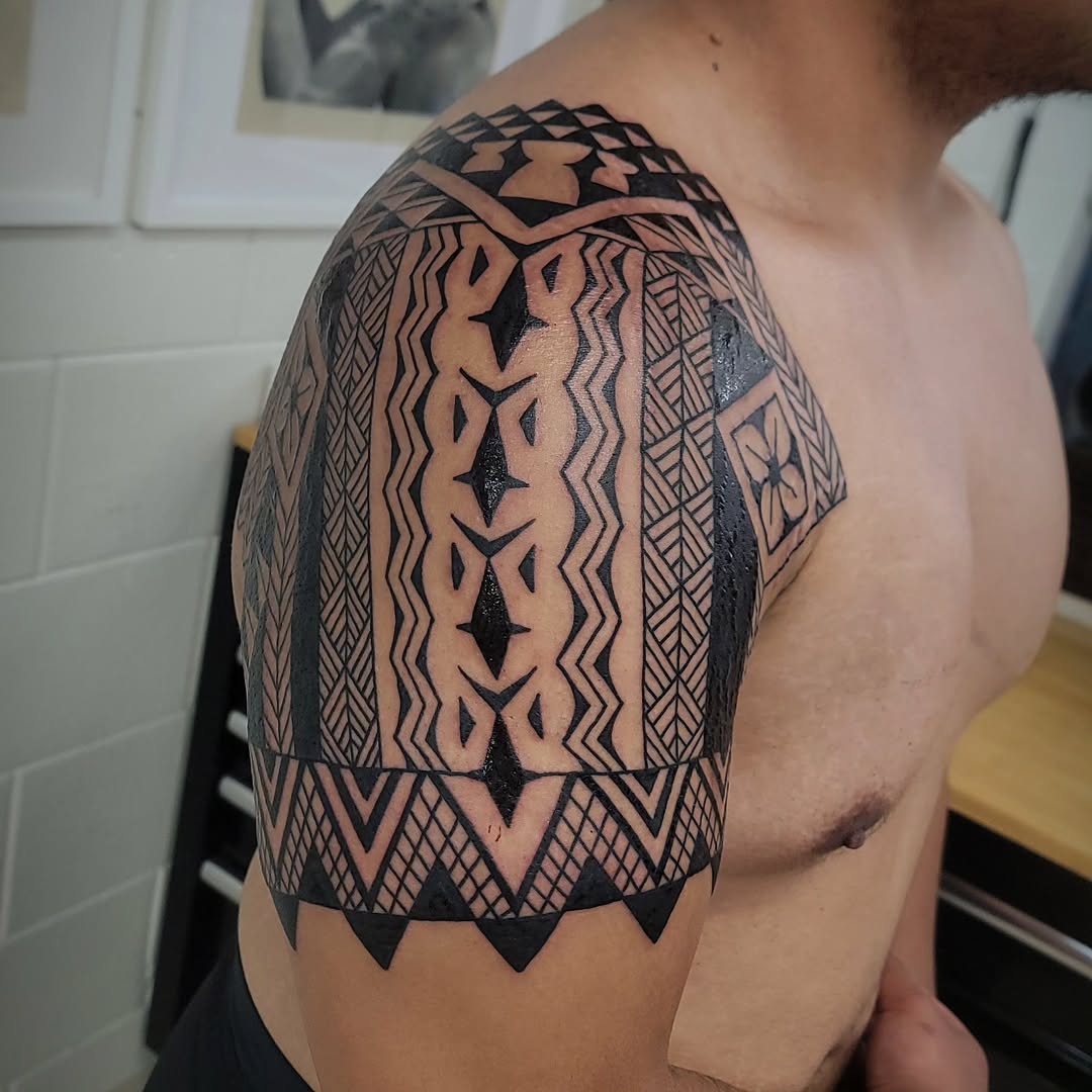 Tattoo by @hiwawolfe — tribal, blackwork