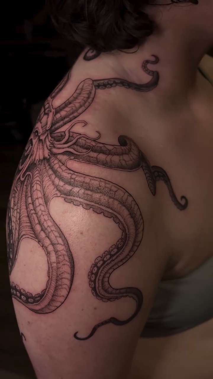 Tattoo by @vicentetattoos β black_and_grey, realism