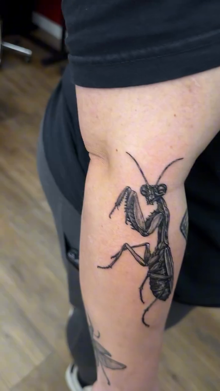Tattoo by @bodycanvasink_ — black_and_grey