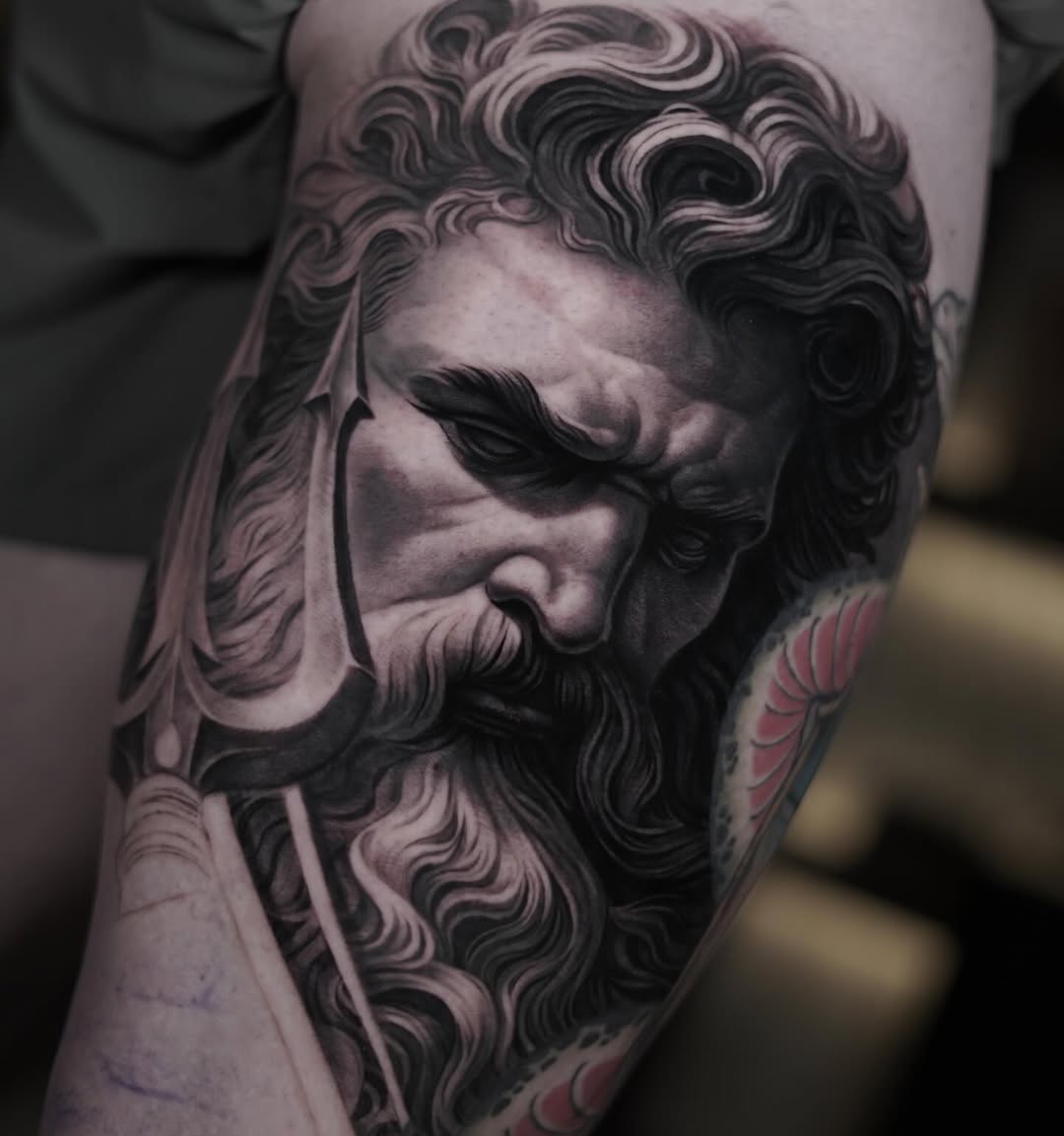 Tattoo by @saranieto_ โ realism, black_and_grey
