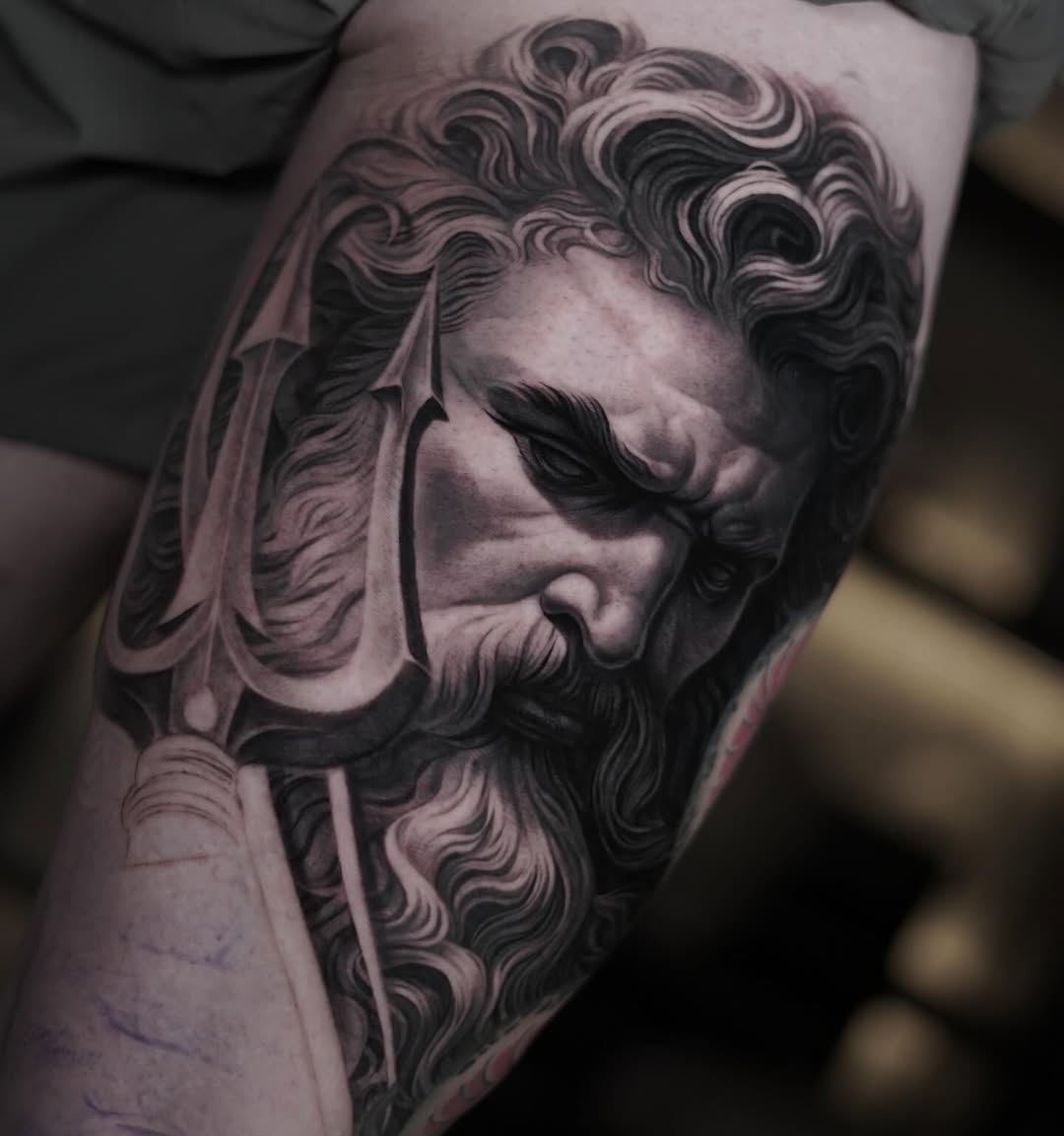 Tattoo by @saranieto_ โ realism, black_and_grey