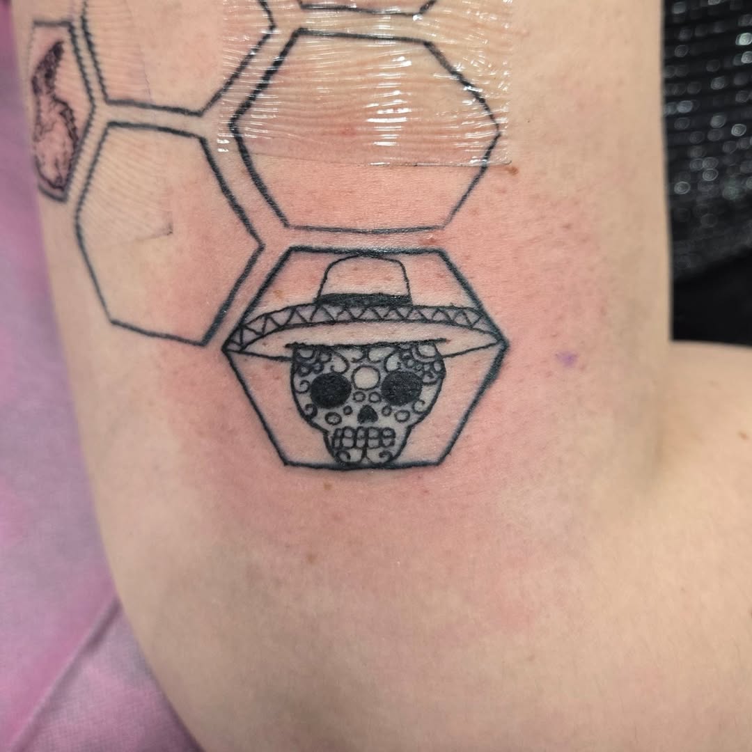 Tattoo by @t.rubio909 — illustrative, blackwork