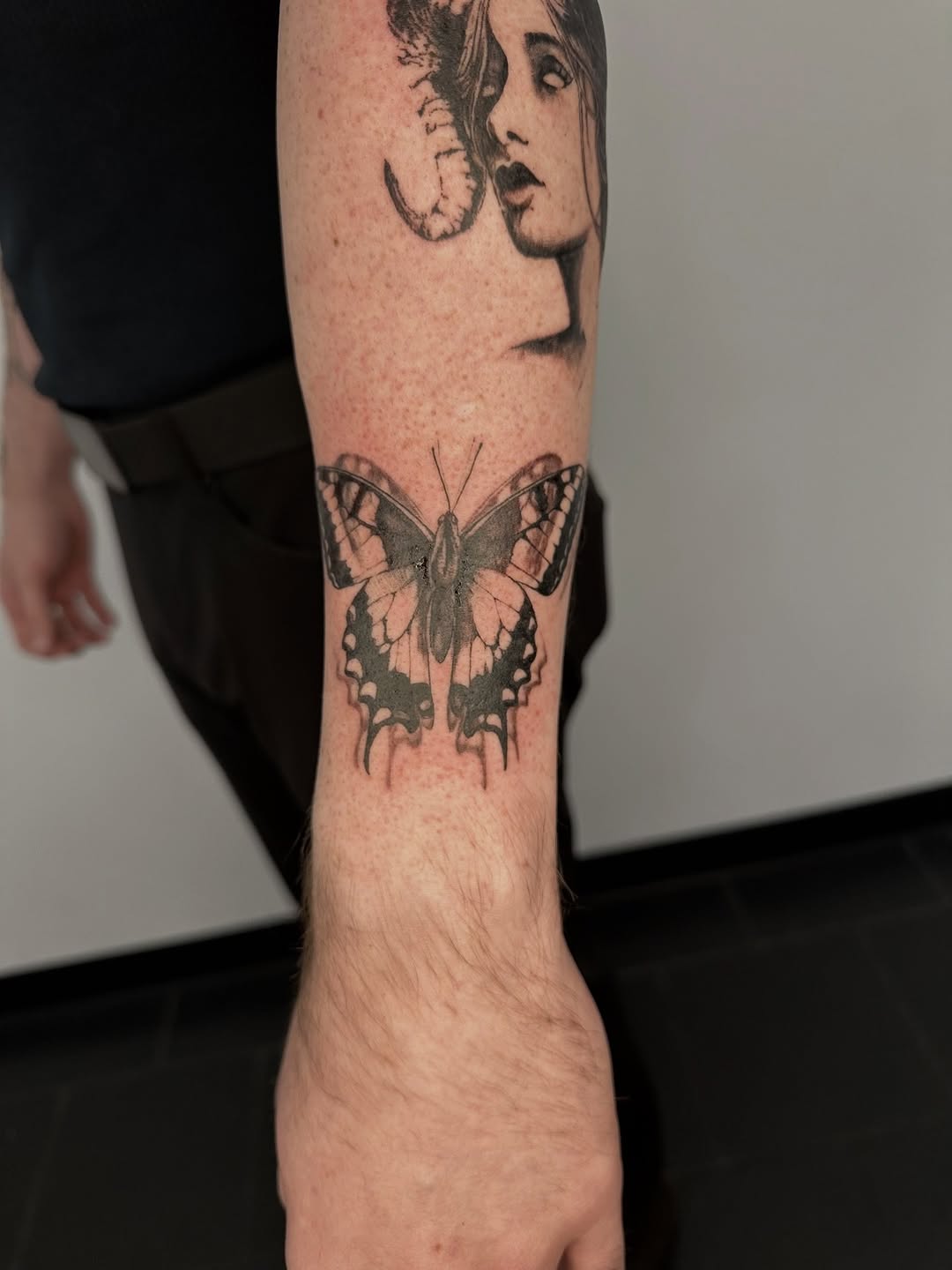 Tattoo by @tattoosbydarci โ black_and_grey, realism