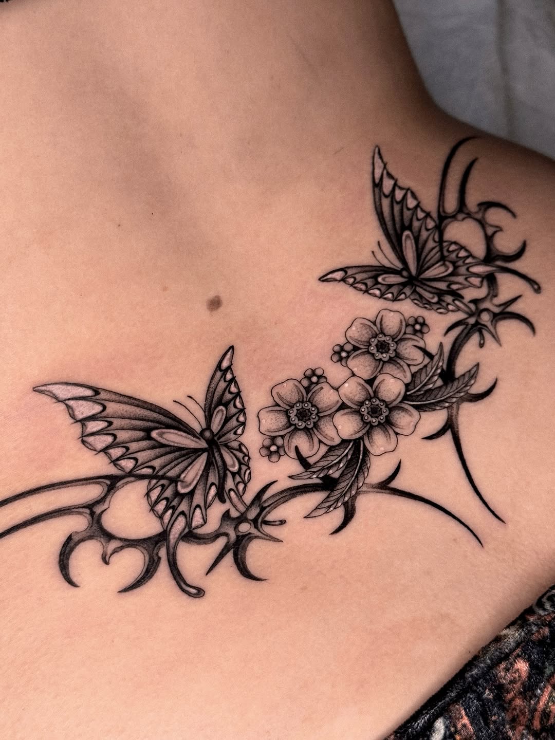 Tattoo by @ellafromhella — black_and_grey, fine_line