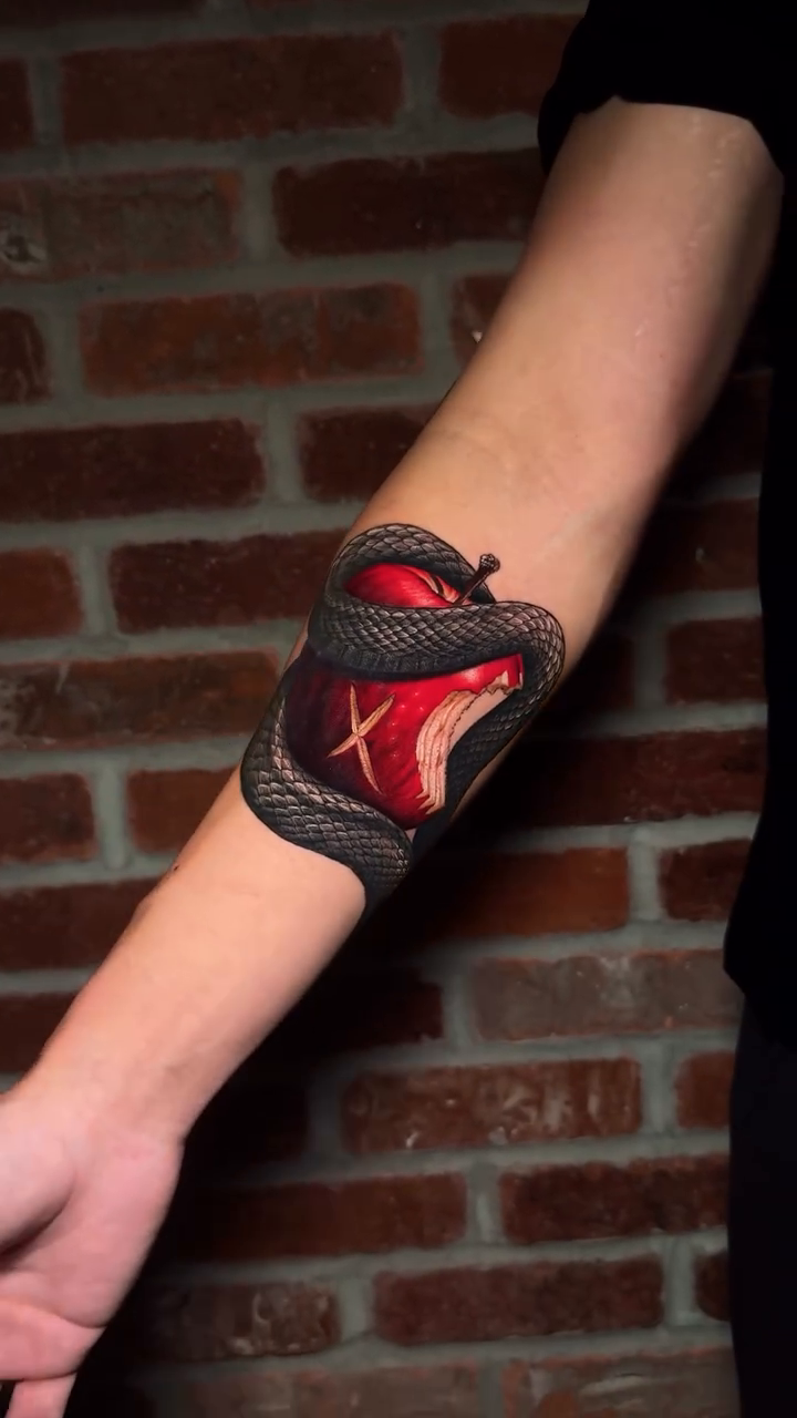Tattoo by @reaper.rosen โ blackwork, illustrative