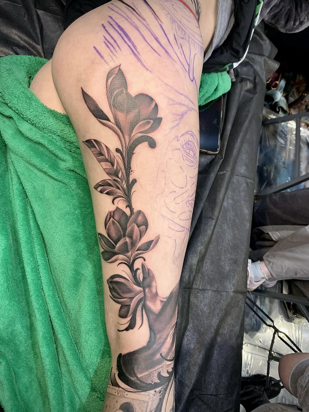 Tattoo by @rachelroseink — black_and_grey, realism