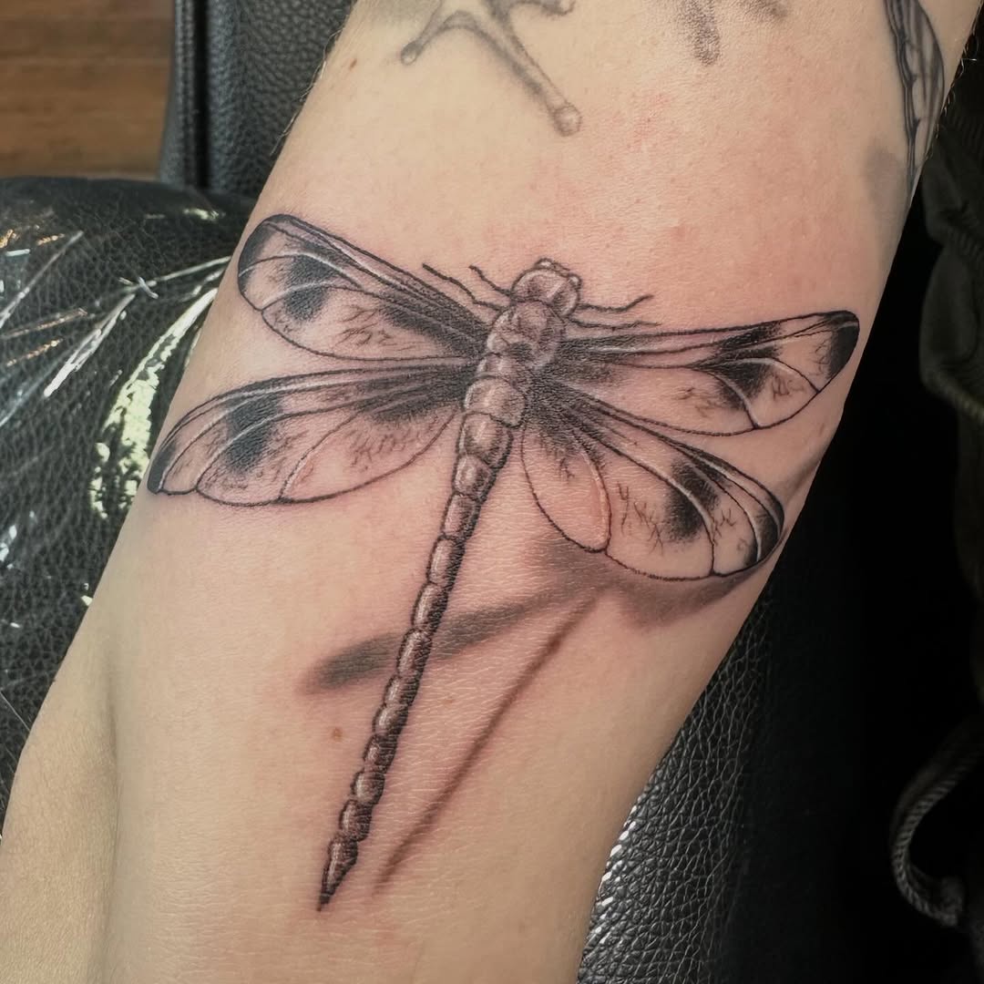 Tattoo by @sarahsmiletattoo โ black_and_grey, realism