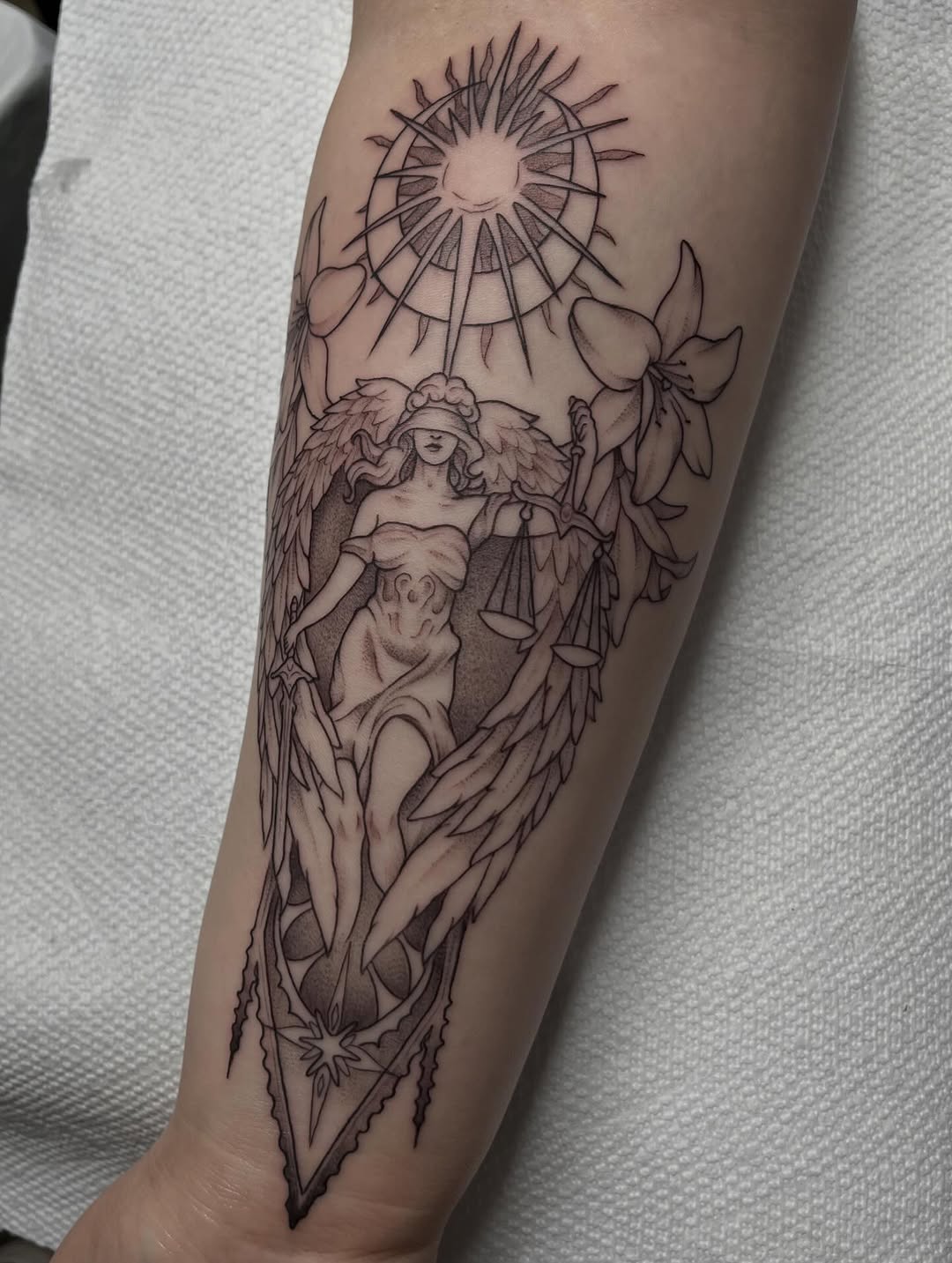 Tattoo by @tys.tattoos12 โ black_and_grey