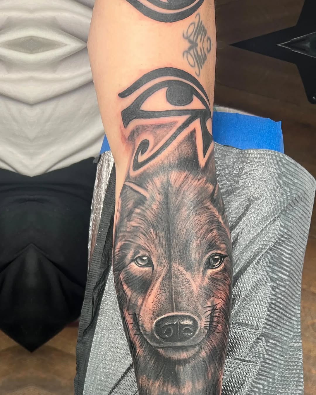 Tattoo by @wats.ongutkowski — realism, black_and_grey