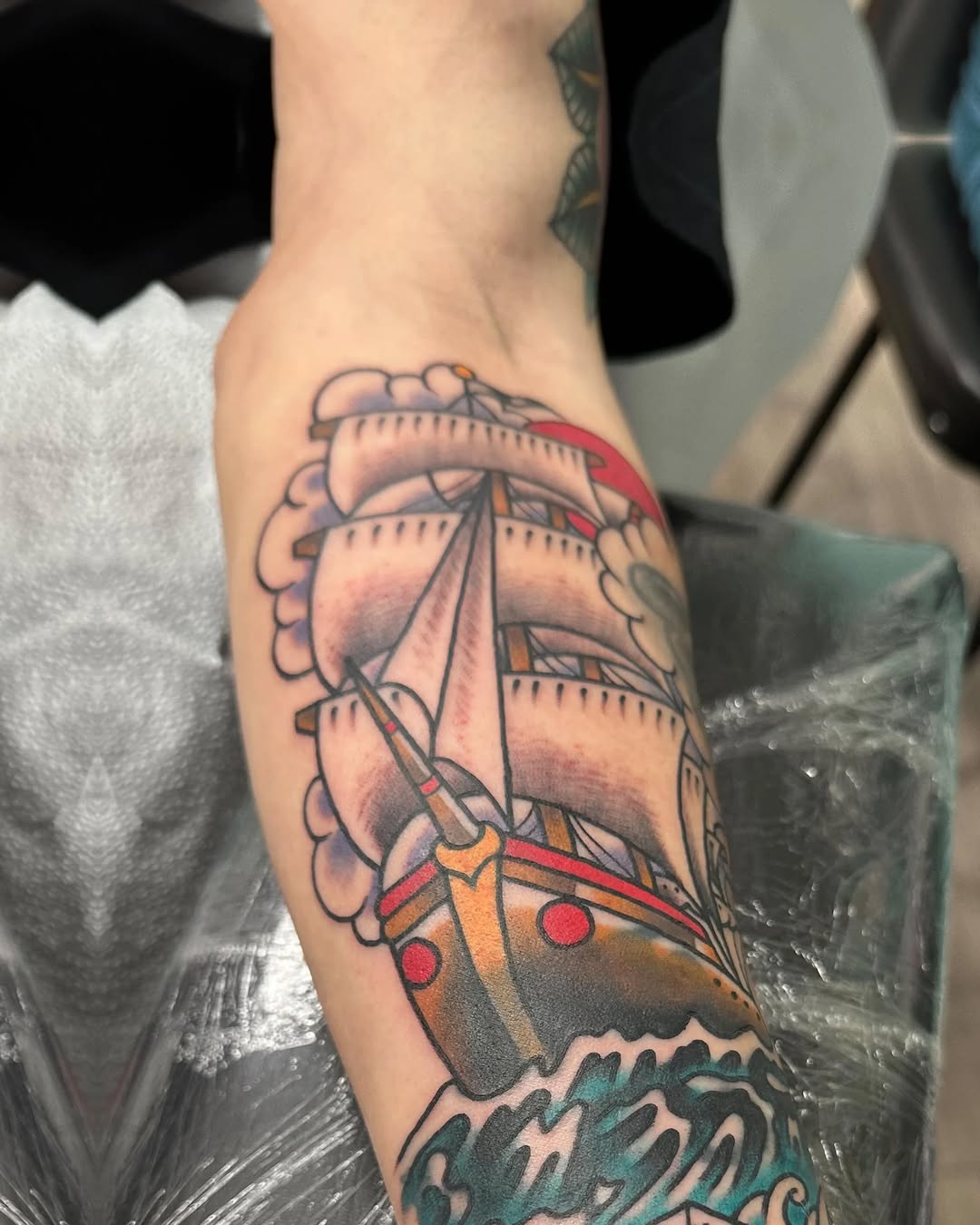 Tattoo by @jose.phinelynch — american_traditional