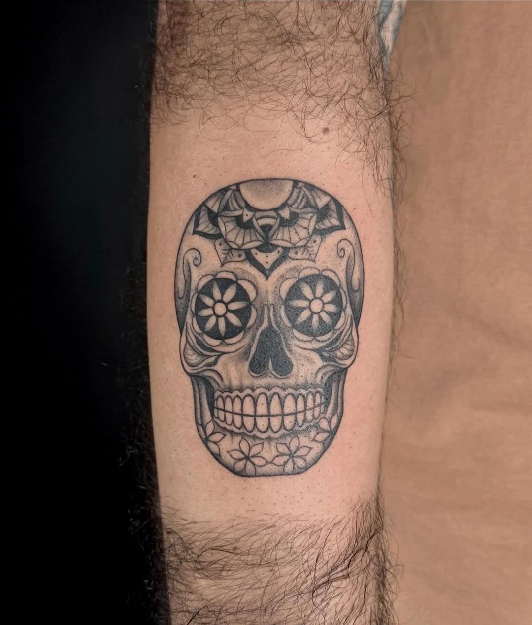 Tattoo by @seanmademeink — black_and_grey, geometric