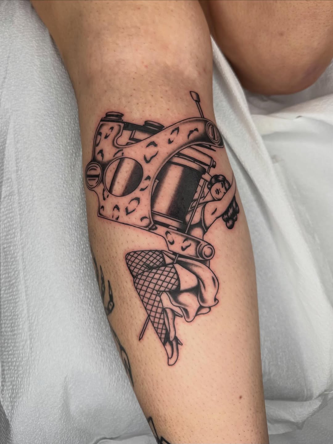 Tattoo by @madhamme — american_traditional, illustrative