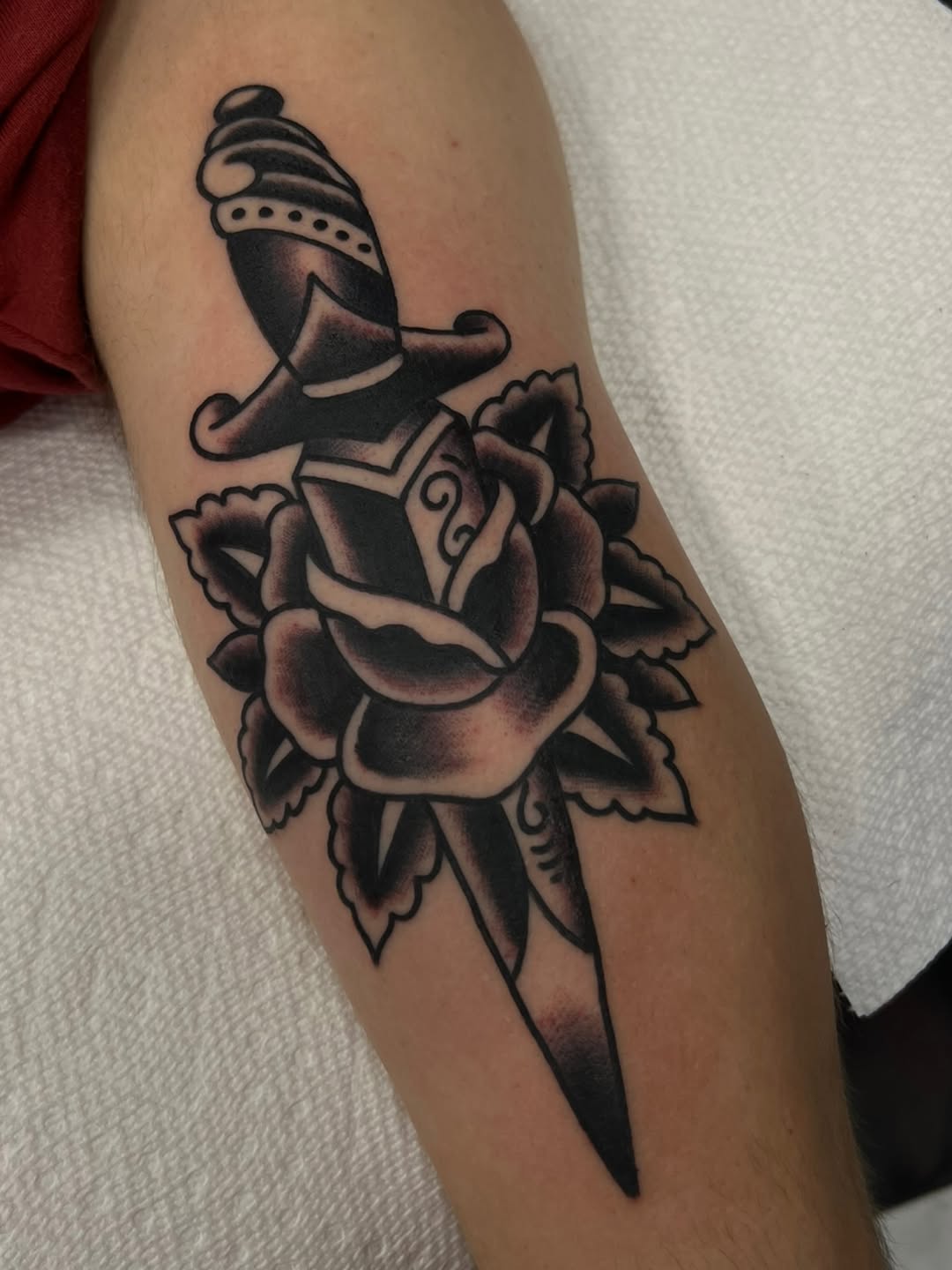 Tattoo by @alvatattoo_ — american_traditional
