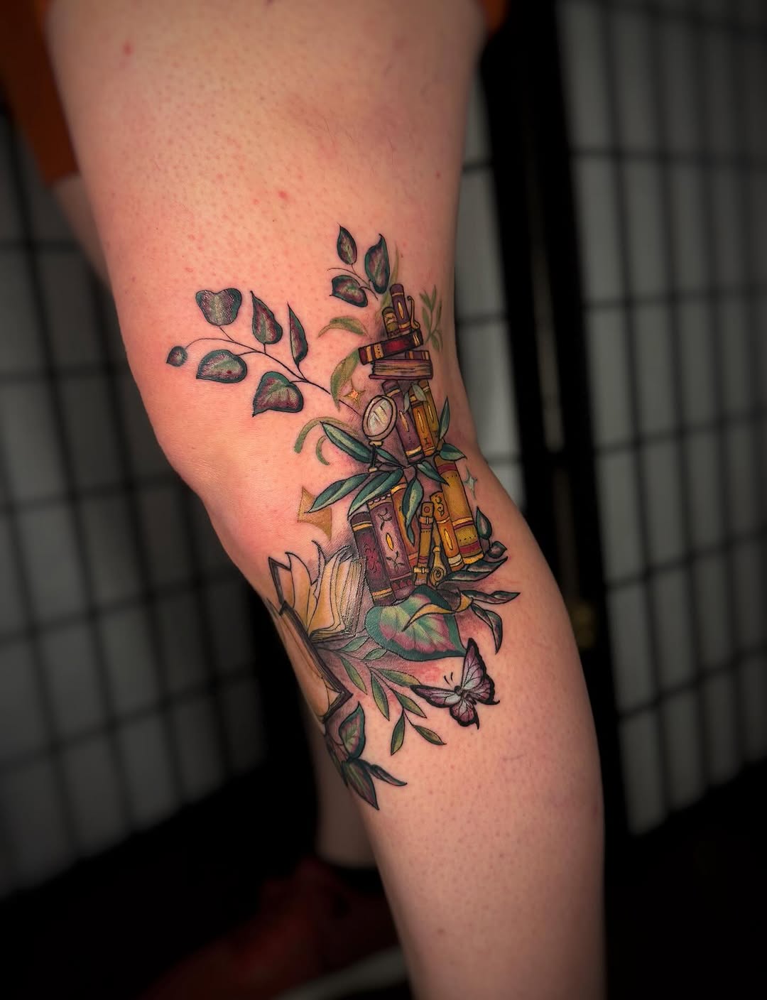 Tattoo by @saveriatattoos — illustrative, realism