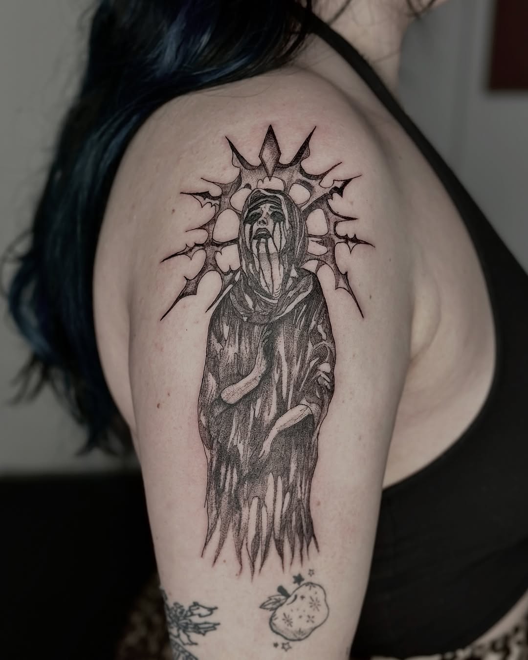 Tattoo by @alchemillia.tattoos — black_and_grey, dark_realism