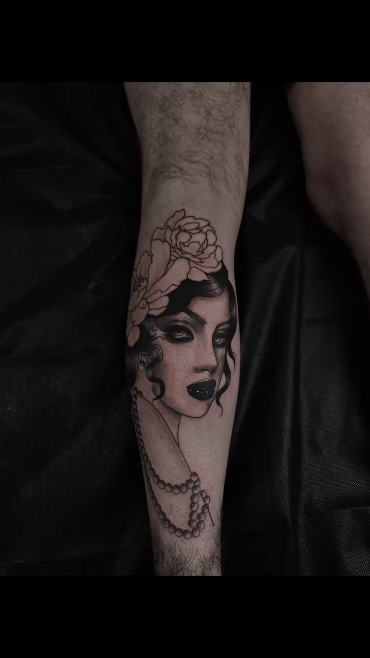 Tattoo by @traviesoxtattoos — black_and_grey