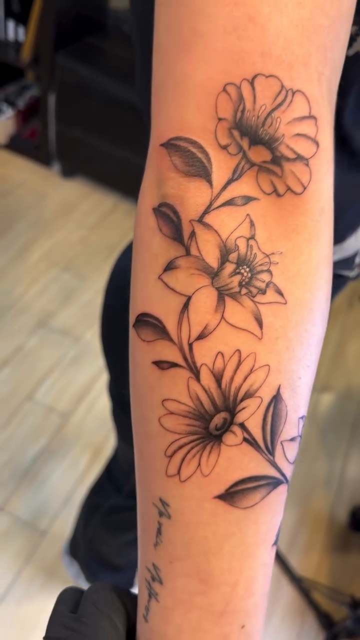 Tattoo by @winstooon — fine_line, illustrative