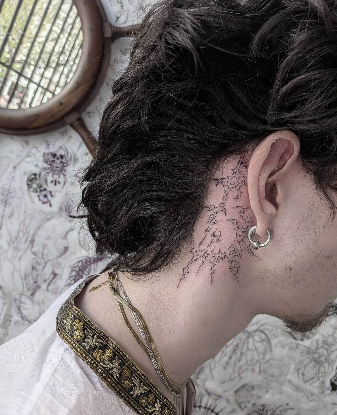 Tattoo by @dyni.morgho β fine_line, geometric