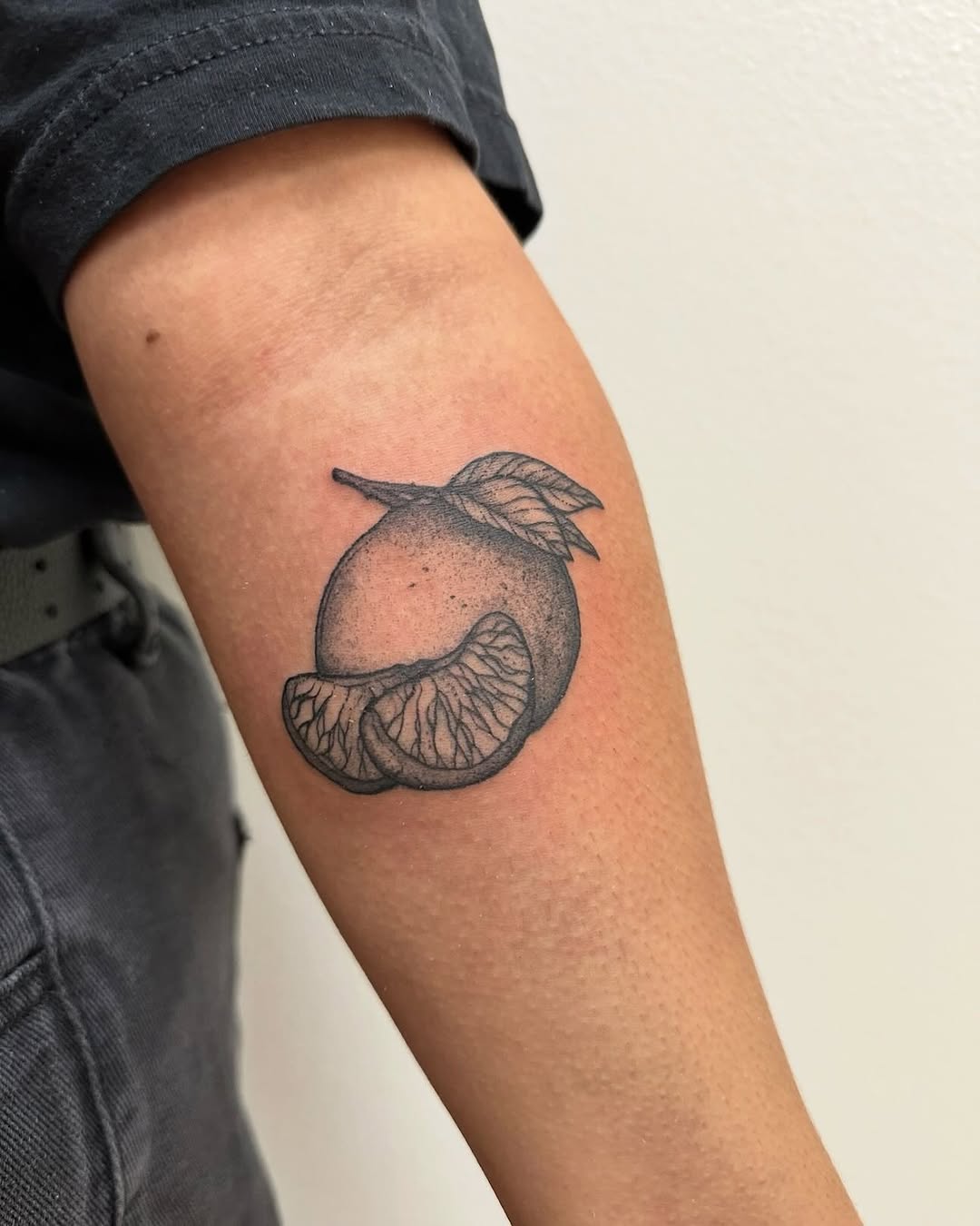 Tattoo by @smoothloom_tattoos β black_and_grey, dotwork