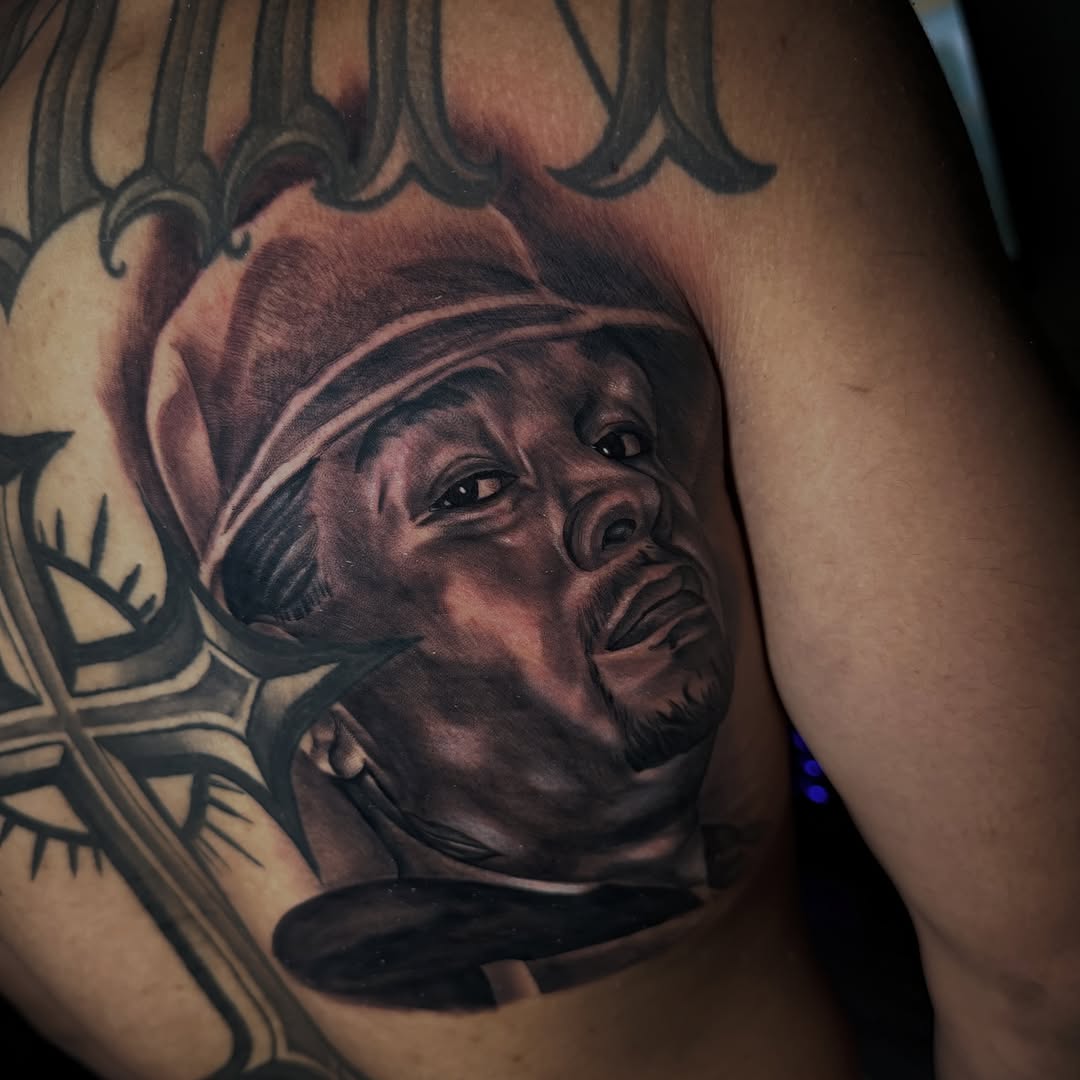 Tattoo by @vondr4e — realism, black_and_grey