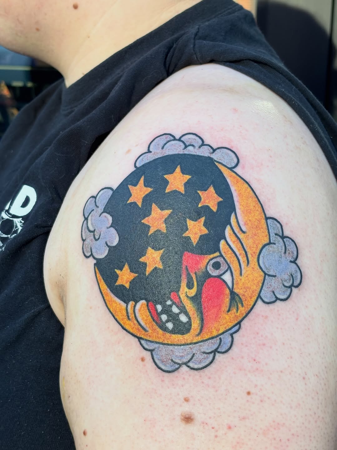 Tattoo by @fracas_tattoo โ american_traditional, illustrative