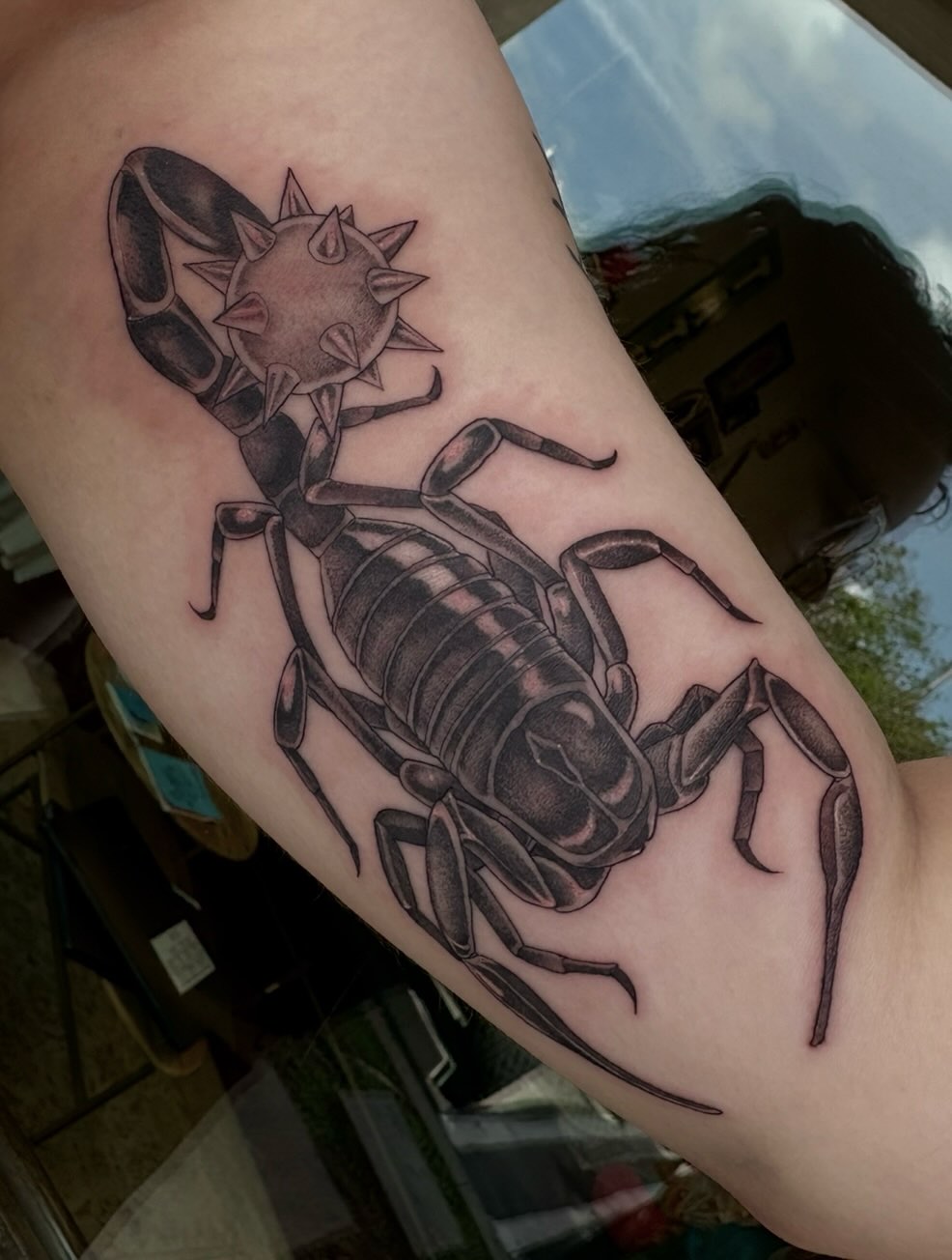 Tattoo by @mela.tattooer — black_and_grey