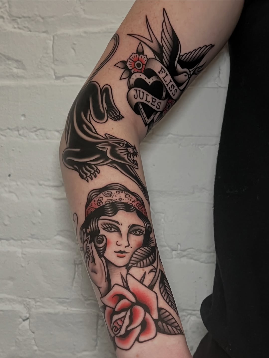 Tattoo by @eb.ink_ โ american_traditional, illustrative