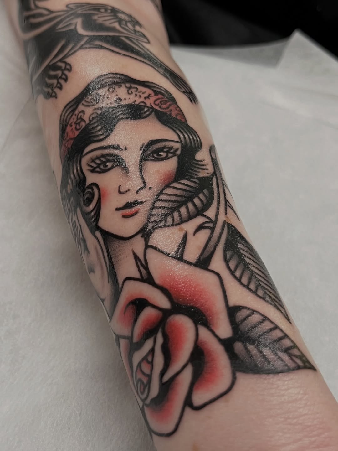 Tattoo by @eb.ink_ โ american_traditional, illustrative