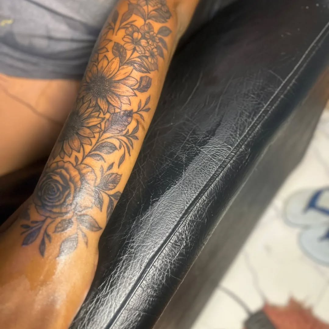 Tattoo by @mwangazatattoosandpiercings โ black_and_grey