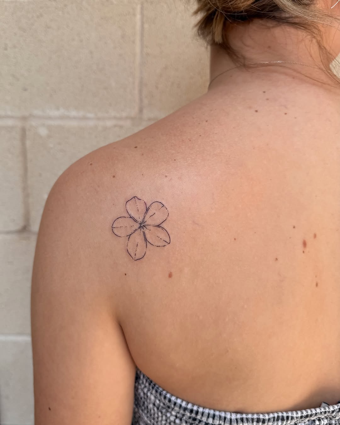 Tattoo by @inky_apricot — fine_line, minimalist
