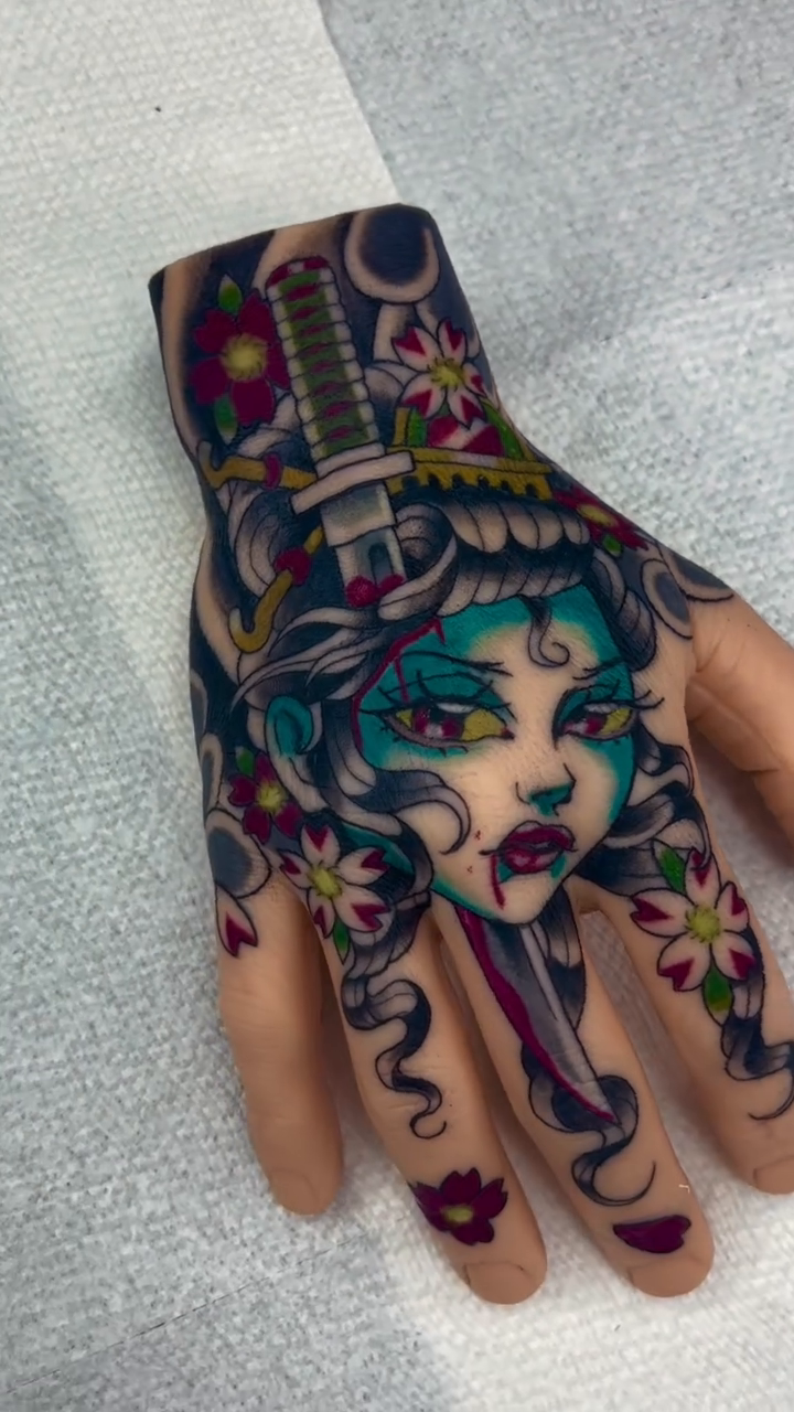 Tattoo by @valeriemourningstar — neo_traditional, japanese_irezumi