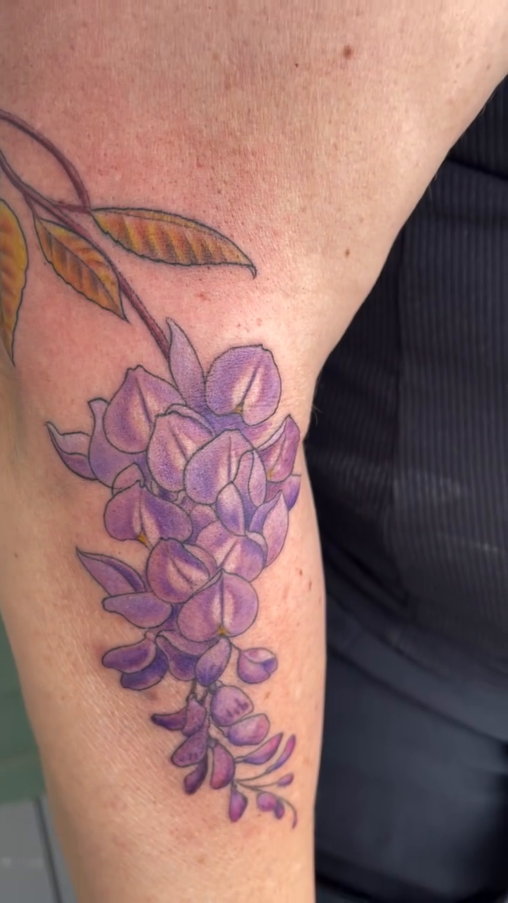 Tattoo by @rubyocity — fine_line, watercolor