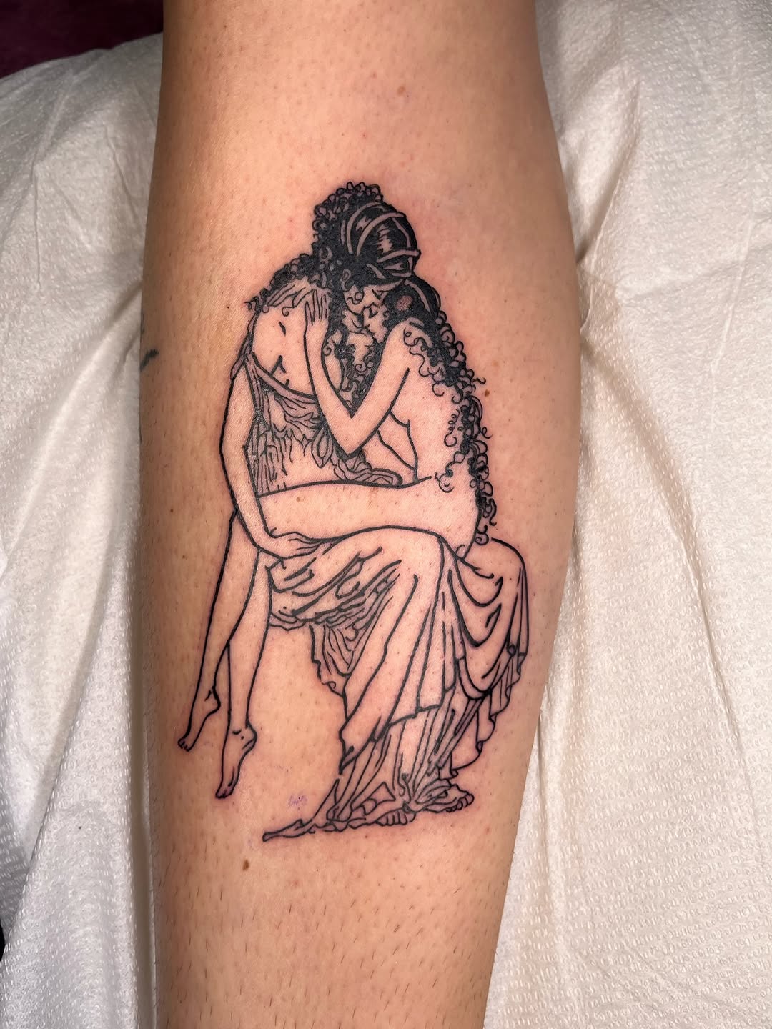 Tattoo by @rat_tattooille — fine_line, illustrative