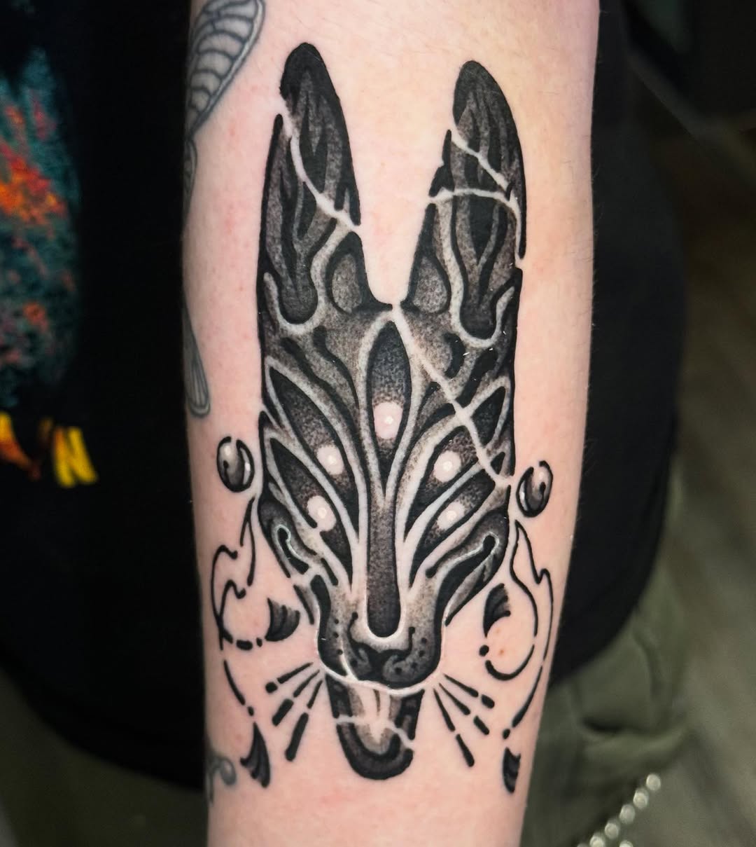 Tattoo by @l0ufio — black_and_grey, dotwork