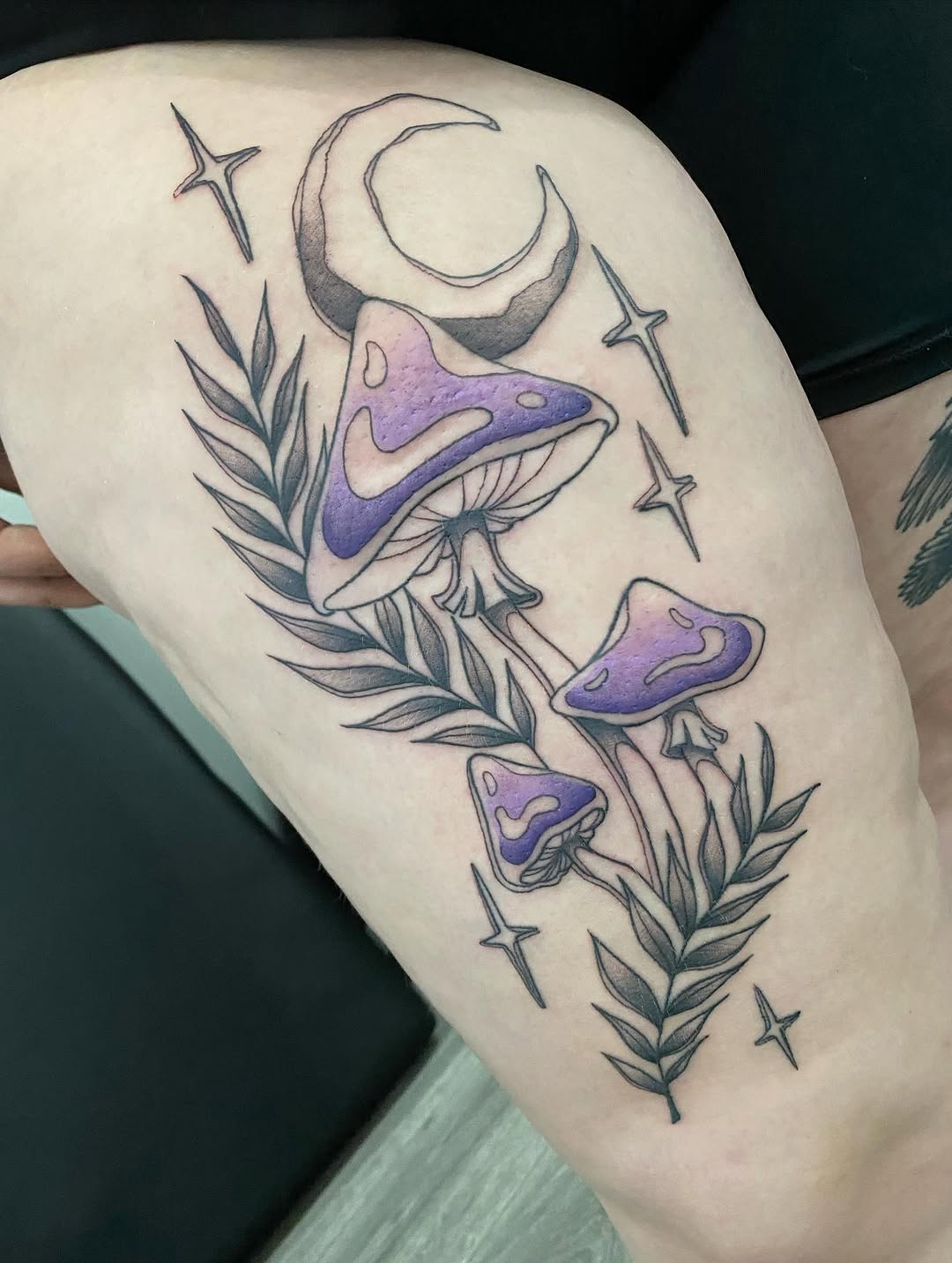 Tattoo by @stabby_savvy — dotwork