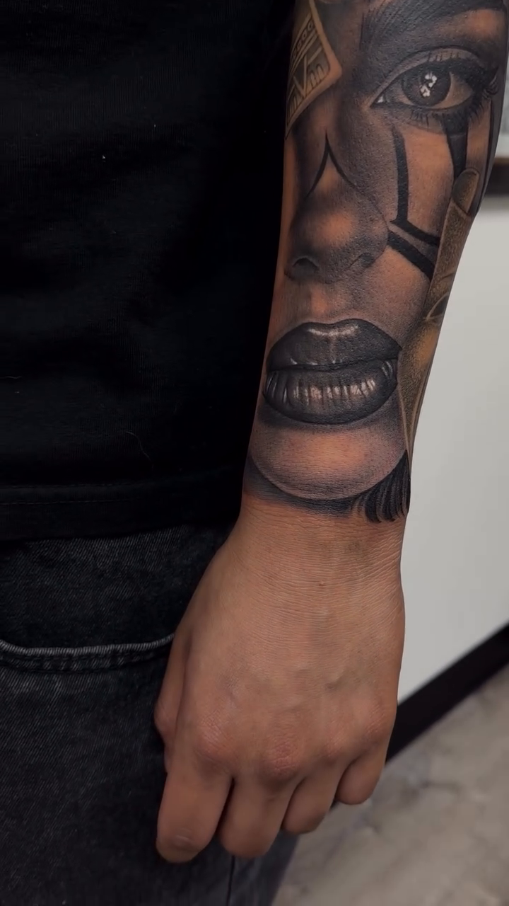 Tattoo by @richie_moreno_tattoo — realism, black_and_grey