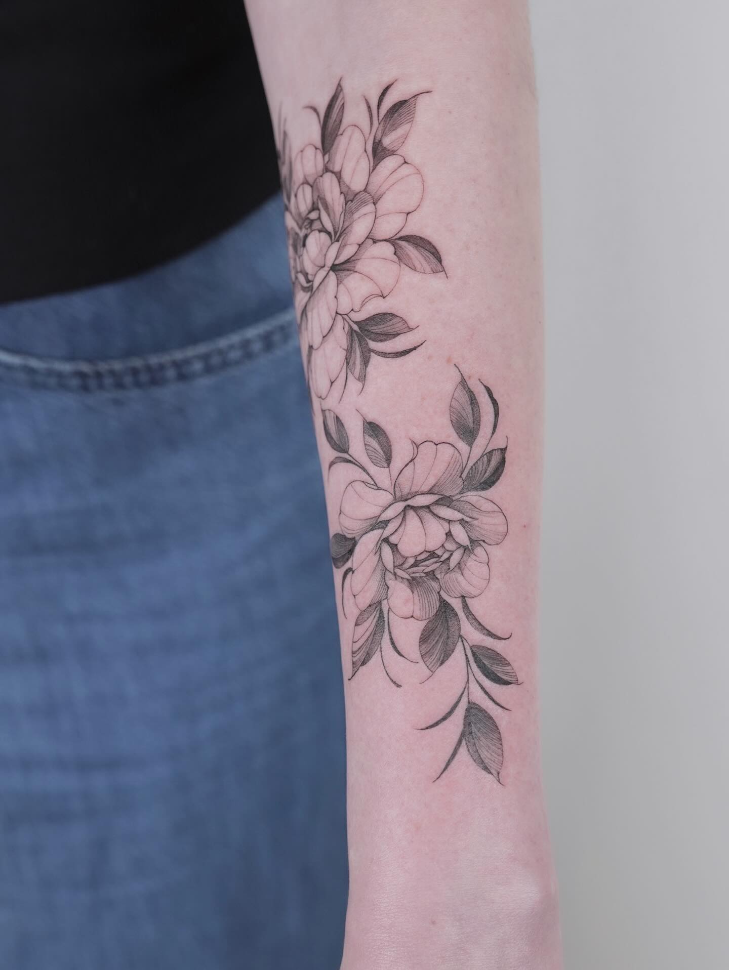 Tattoo by @julsietattoos — fine_line, black_and_grey