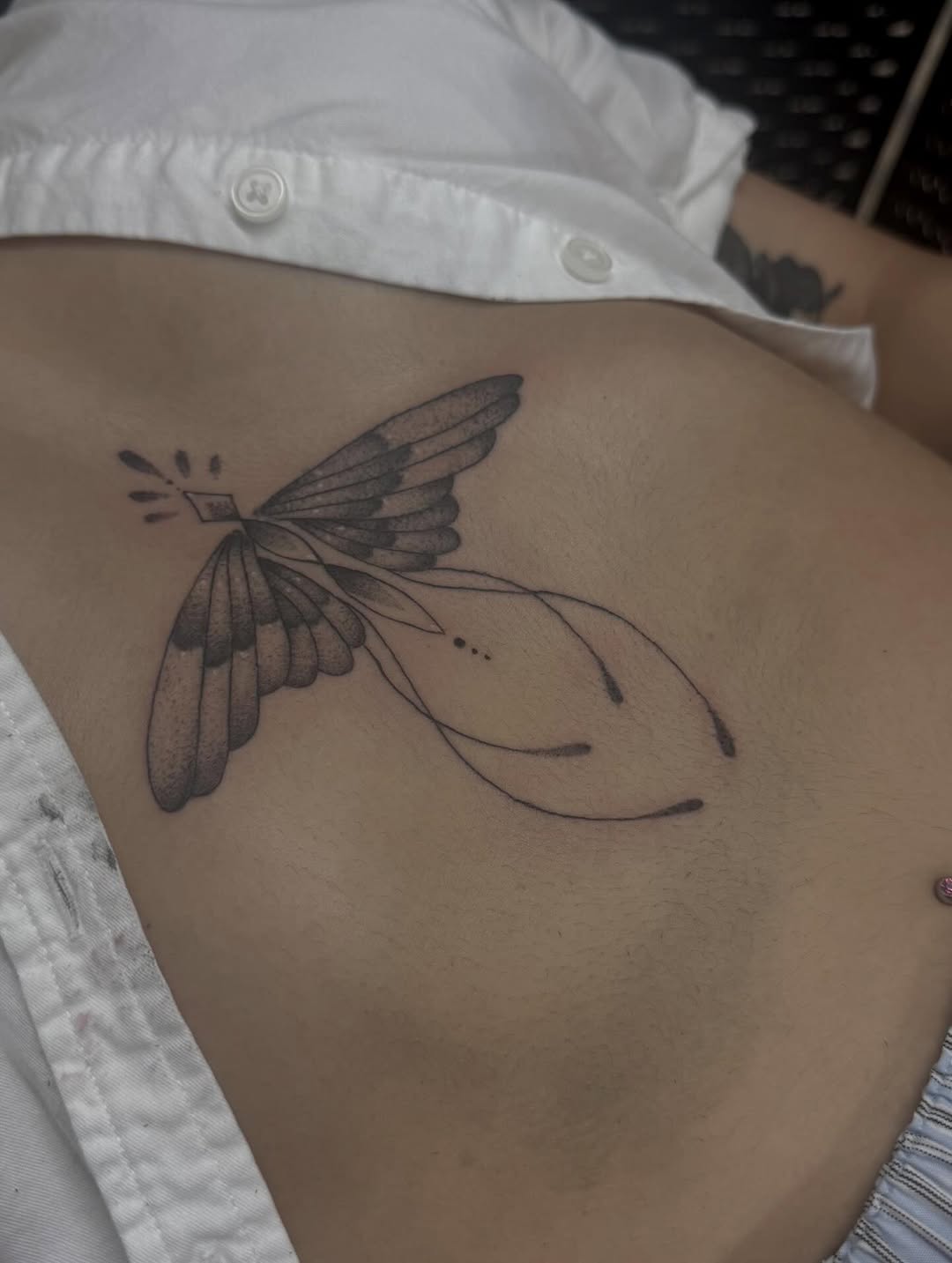 Tattoo by @honey_.ink_ — fine_line, dotwork