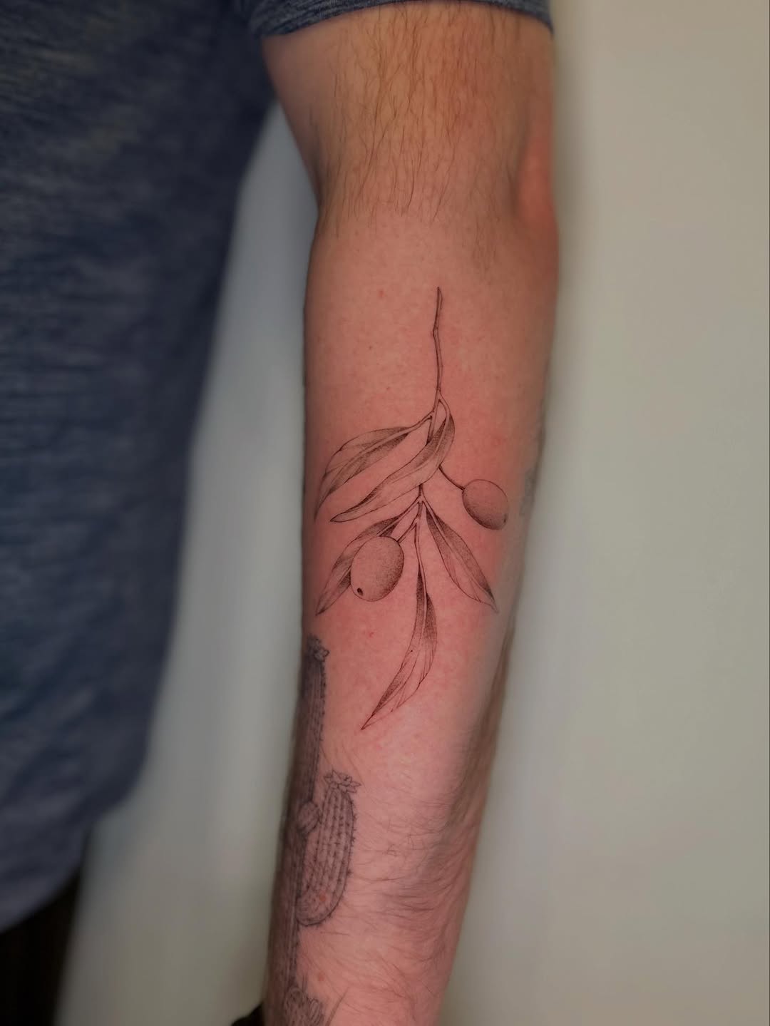 Tattoo by @mae.tattoo — fine_line, illustrative